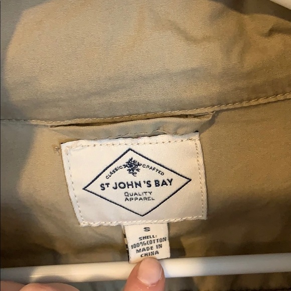 Women’s tan utility jacket. St. John’s Bay. Size S - Picture 3 of 3